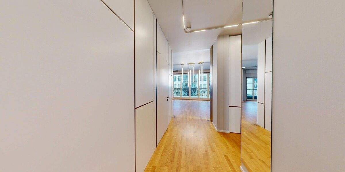 Etagenwohnung Düsseldorf Altstadt - 3 Zimmer, 127 m&sup2;, 3.280&euro; | Angebot:25822309