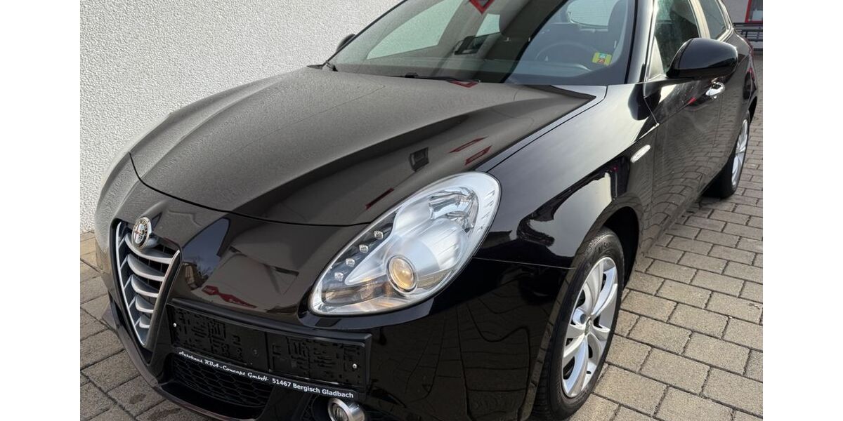 Alfa Romeo Giulietta 121.928 km 6.990 &euro; Bergisch Gladbach 51467