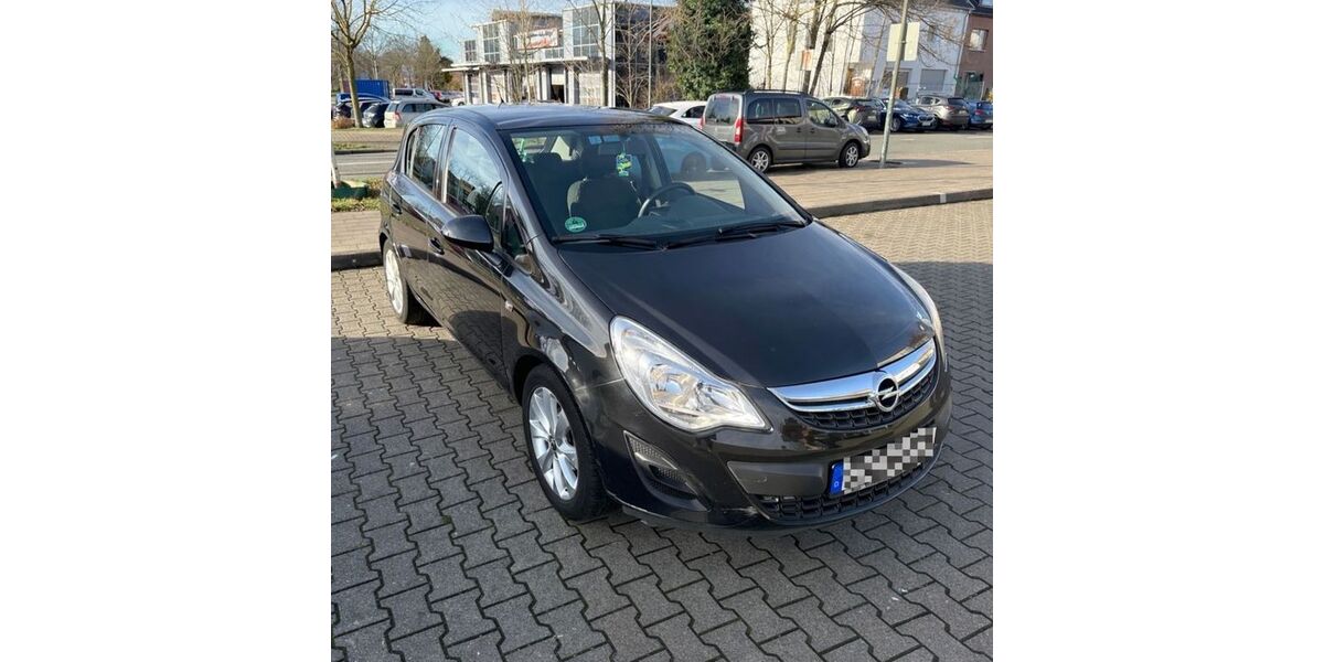 Opel Corsa 74.000 km 5.200 &euro; Düsseldorf 40227