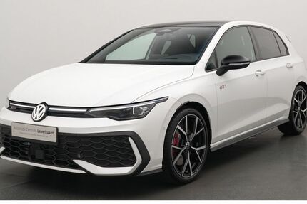 VW Golf 1.009 km 45.480 &euro; Leverkusen 51379