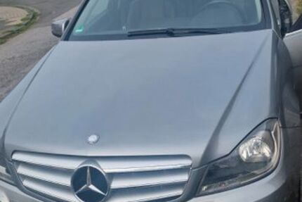 Mercedes-Benz C 250 147.000 km 10.150 &euro; Wuppertal 42287