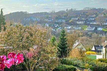 Haus Engelskirchen Ründeroth - 6 Zimmer, 140 m&sup2;, 465.000&euro; | Angebot:25814027