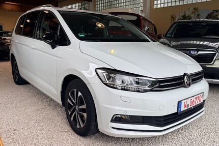 VW Touran 43.000 km 22.999 &euro; Wuppertal 42115