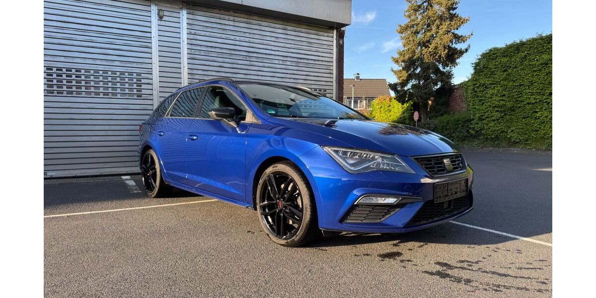 Seat Leon 79.800 km 20.500 &euro; Marienheide 51709
