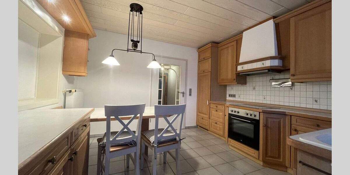 Exklusive 2,5 Zimmer Erdgeschosswohnung mit Kamin und Terrasse in ruhiger Lage von Rönsahl! 2 zimmer