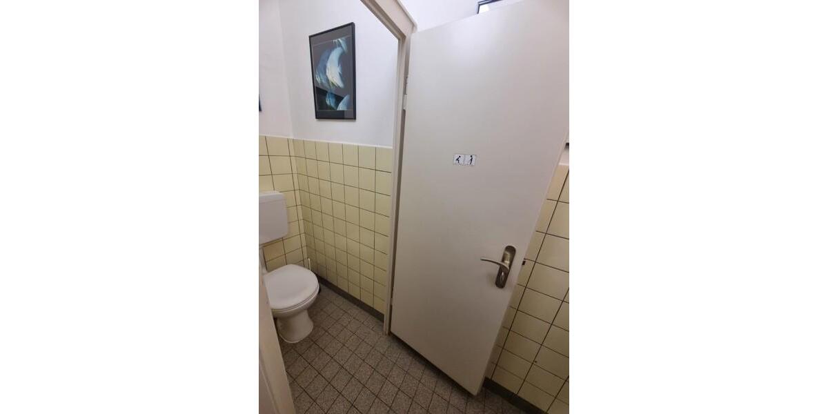 Viel Platz für Ihre Idee - Gewerbefläche auf der Münsterstraße ab dem 01.01.2026 zimmer