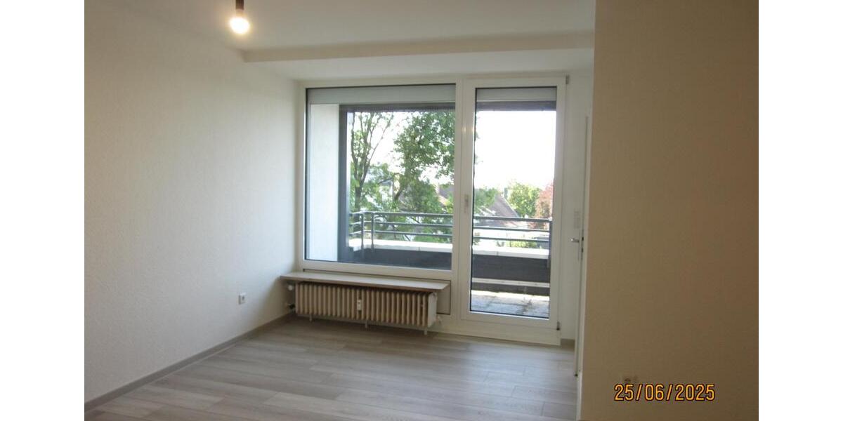 Vollständig renovierte 1-Zimmer-Wohnung mit separatem Schlafraum 1 zimmer