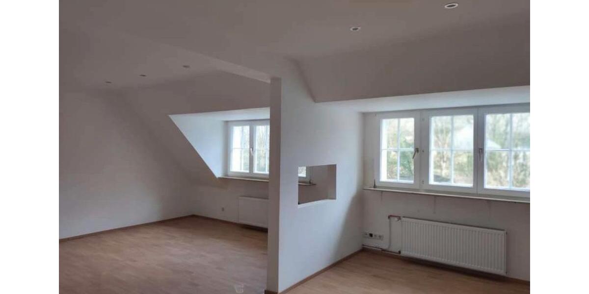 Dachgeschoßwohnung Wuppertal Gemarkung Langerfeld - 3 Zimmer, 76 m&sup2;, 500&euro; | Angebot:26364786