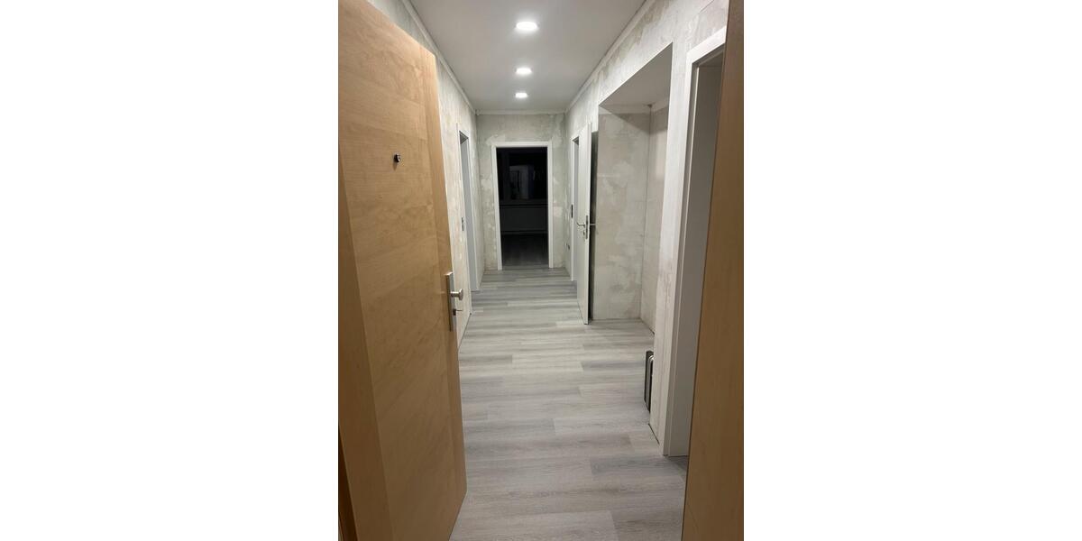 Dachgeschoßwohnung Marienheide - 3 Zimmer, 69 m&sup2;, 530&euro; | Angebot:25921596