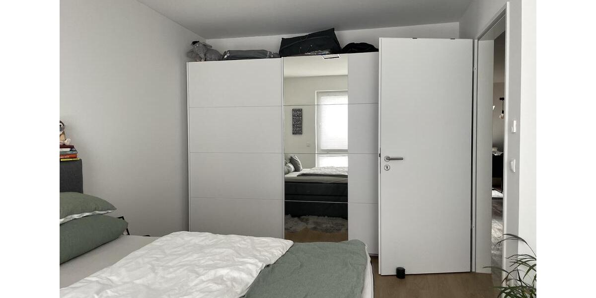 Etagenwohnung Leverkusen Bürrig - 2 Zimmer, 72 m&sup2;, 990&euro; | Angebot:25750083