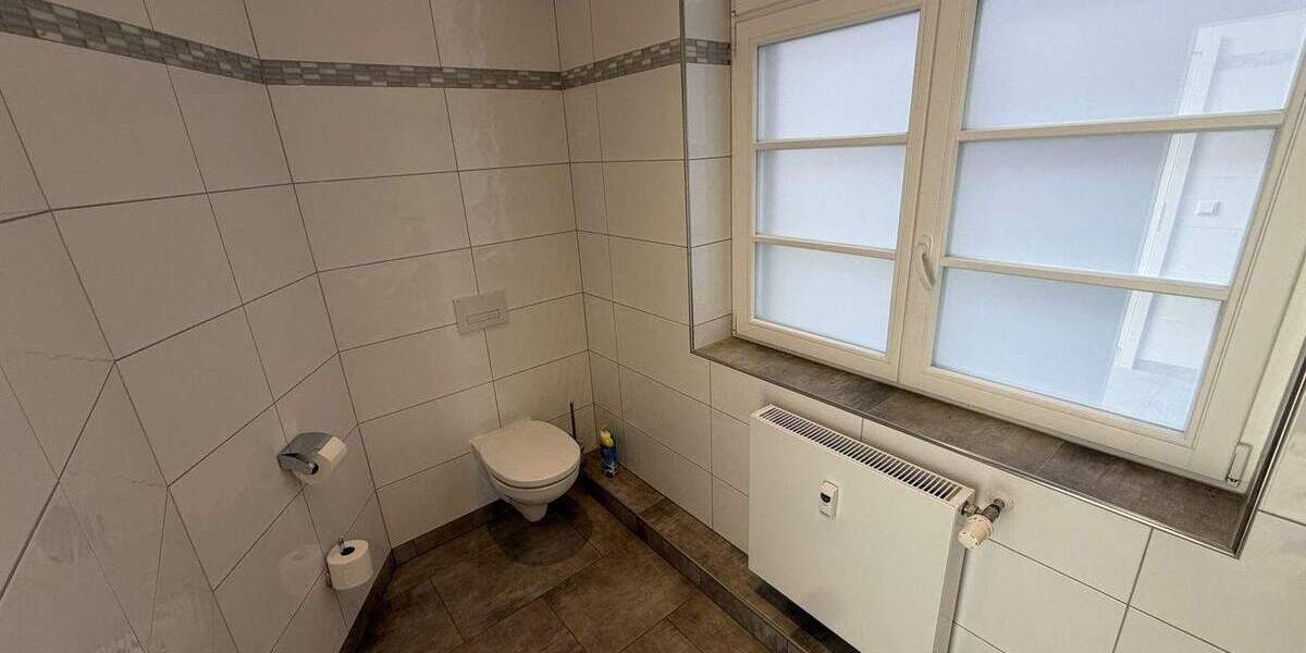 Gewerbeobjekt Hagen Hochschulviertel - 7 Zimmer, 243 m&sup2;, 2.900&euro; | Angebot:25566106