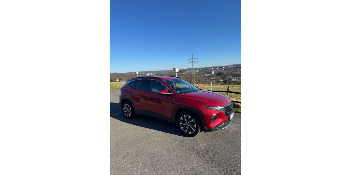 Hyundai TUCSON 33.000 km 22.300 &euro; Schwelm 58332