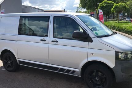 VW T5 Transporter 318.000 km 3.990 &euro; Düsseldorf 40235