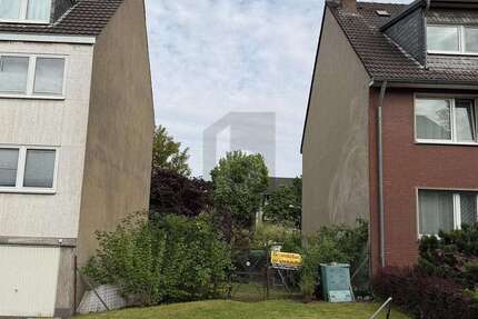 Grundstück Düsseldorf Stadtbezirk 8 - 300.000&euro; | Angebot:26909797