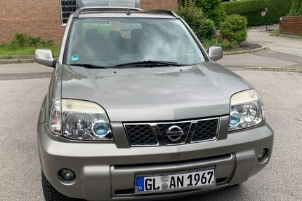 Nissan X-Trail 261.000 km 2.900 &euro; Wermelskirchen 42929