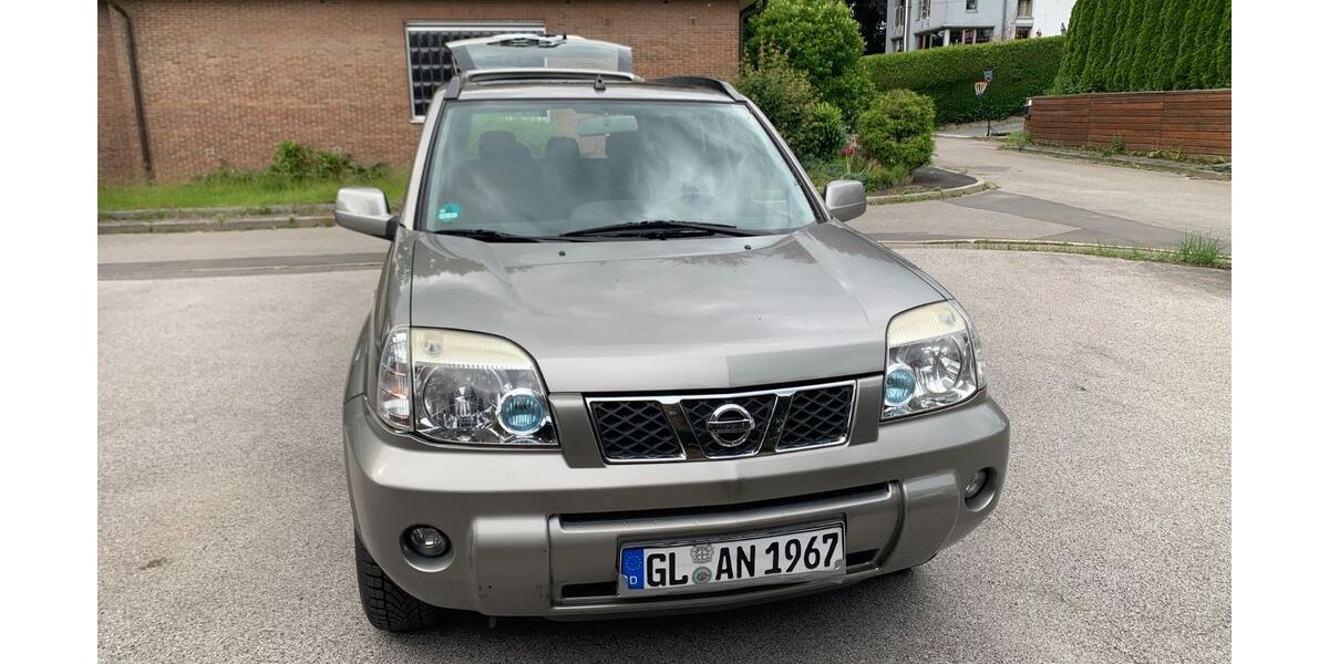 Nissan X-Trail 261.000 km 2.900 &euro; Wermelskirchen 42929
