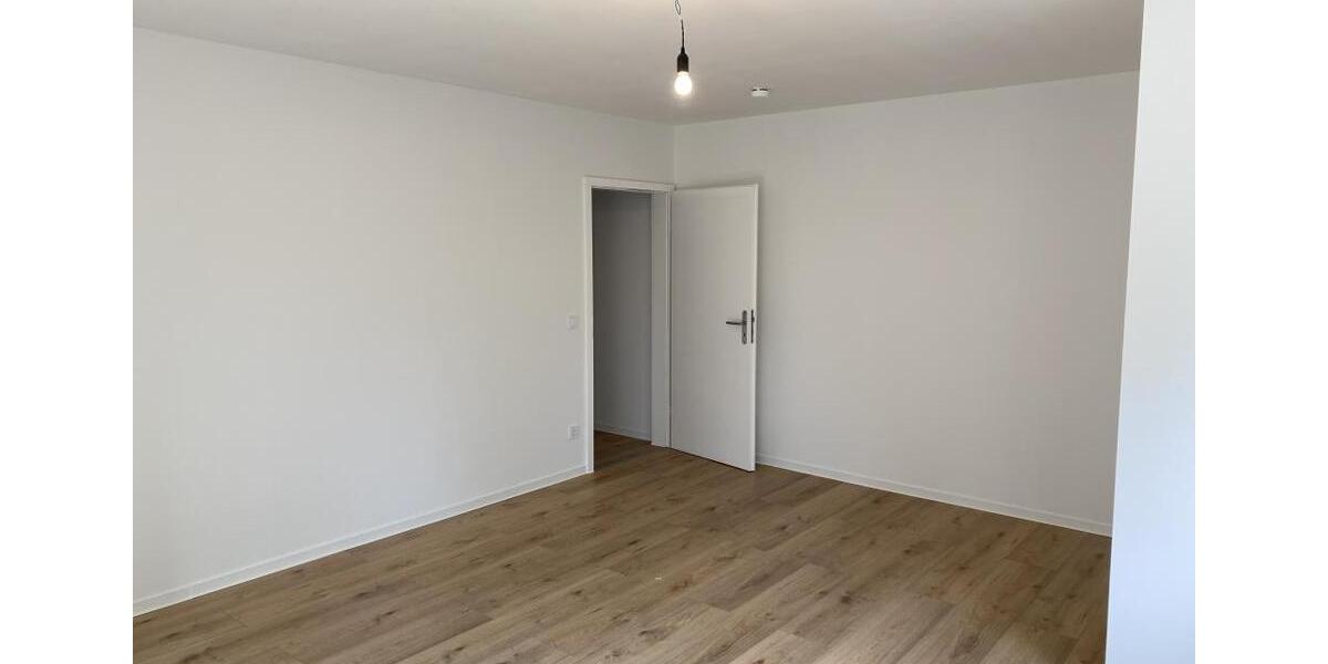 Etagenwohnung Velbert Velbert-Mitte - 2 Zimmer, 69 m&sup2;, 569&euro; | Angebot:26375764