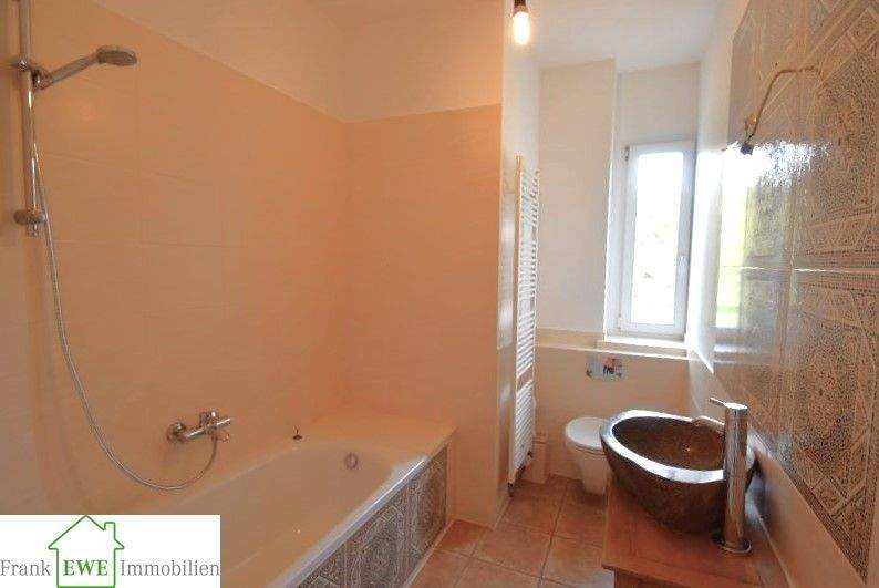 Etagenwohnung Düsseldorf / Eller Eller - 3 Zimmer, 82 m&sup2;, 264.000&euro; | Angebot:25821457