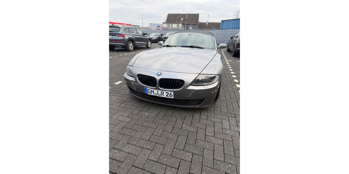 BMW Z4 215.000 km 9.800 &euro; Radevormwald 42477