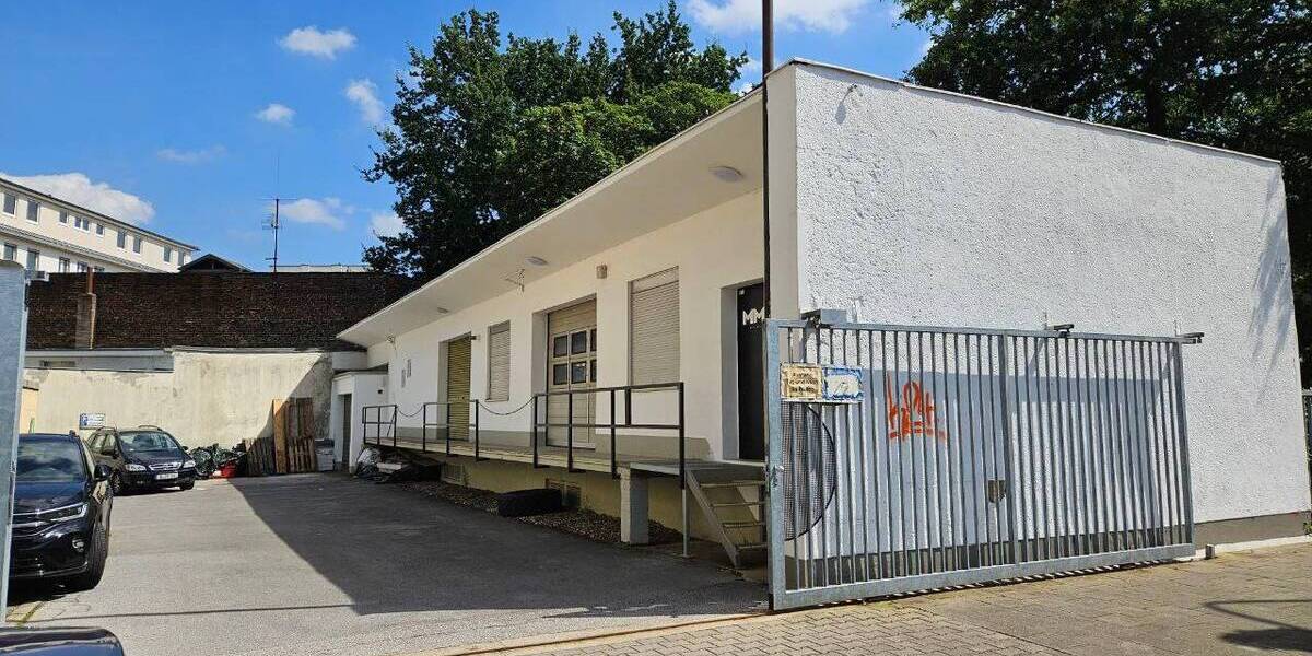 Geräumige Lagerhalle mit Potenzial: 280 m² Lagerfläche auf zwei Etagen in Düsseldorf zimmer
