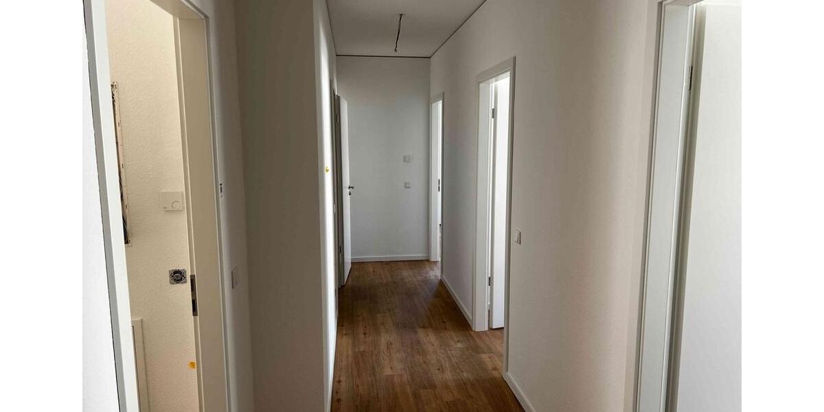 Etagenwohnung Düsseldorf Pempelfort - 4 Zimmer, 105 m&sup2;, 1.906&euro; | Angebot:25050575