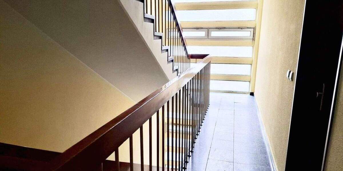 Etagenwohnung Wuppertal Barmen - 2 Zimmer, 48 m&sup2;, 109.000&euro; | Angebot:25738224