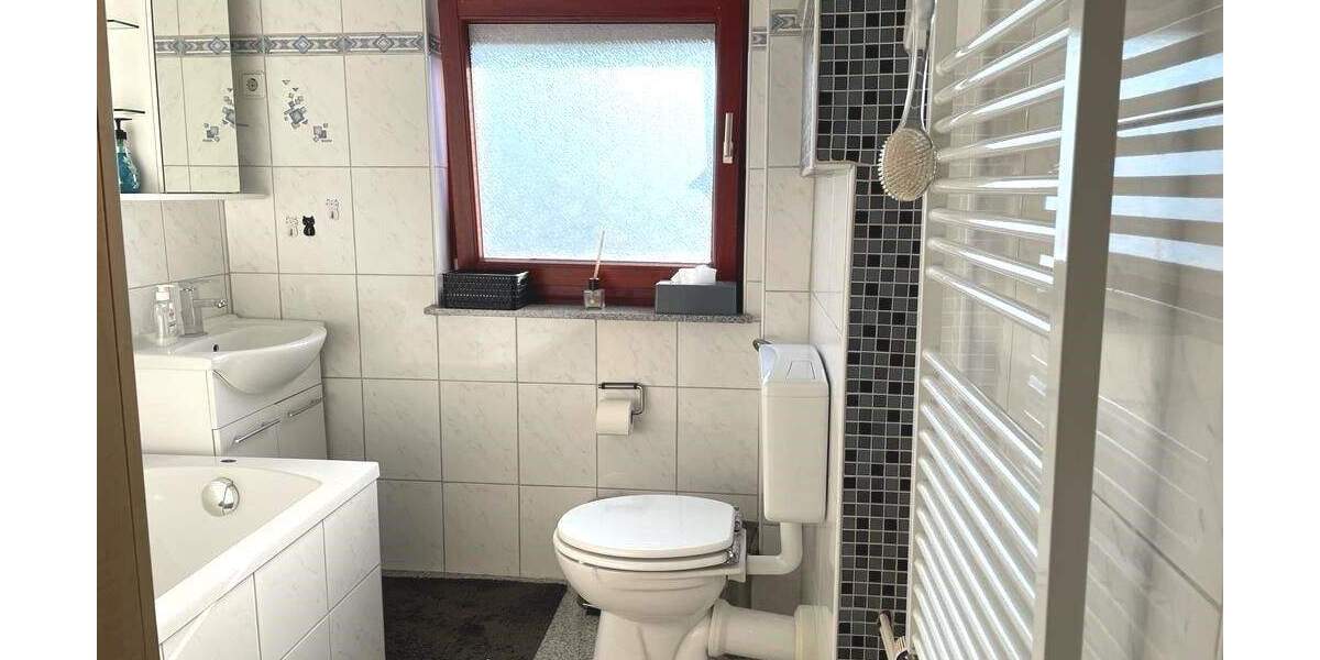 Etagenwohnung Düsseldorf Gerresheim - 4 Zimmer, 65 m&sup2;, 299.000&euro; | Angebot:25686527