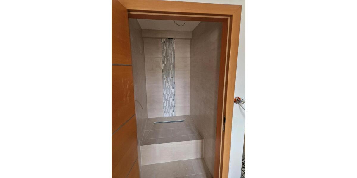 Erdgeschoss Wohnung mit Terrasse, Garten und Garage 4 zimmer