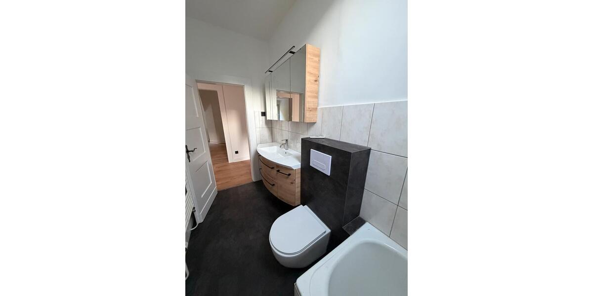 Etagenwohnung Schalksmühle - 5 Zimmer, 76 m&sup2;, 706&euro; | Angebot:26276817