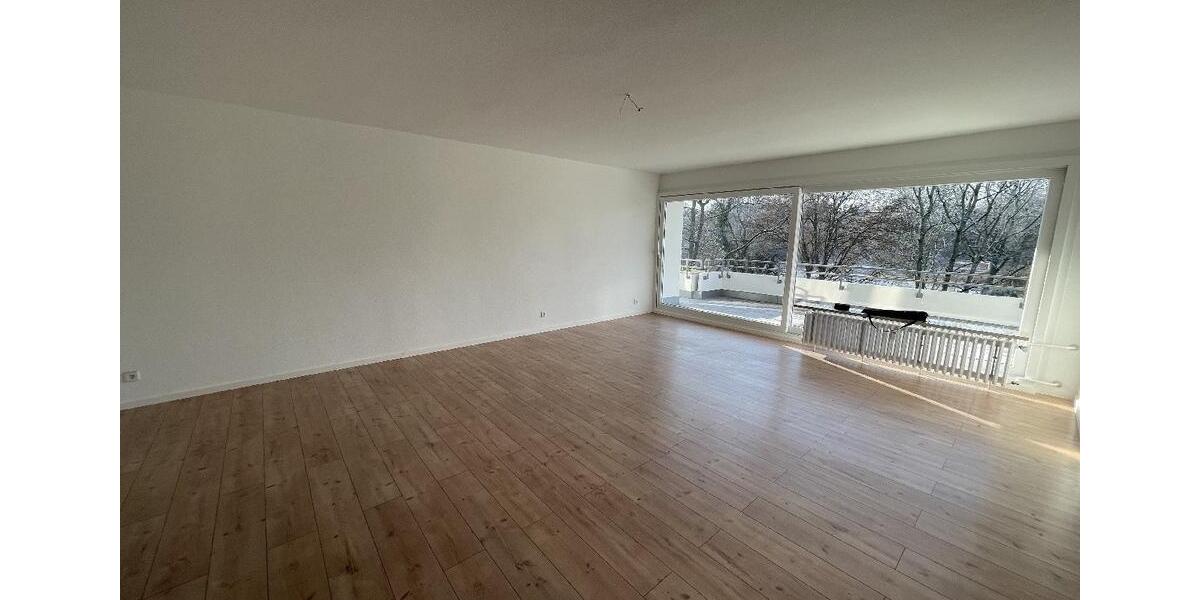 Etagenwohnung Düsseldorf Stadtbezirk 2 - 3 Zimmer, 104 m&sup2;, 1.550&euro; | Angebot:26338386