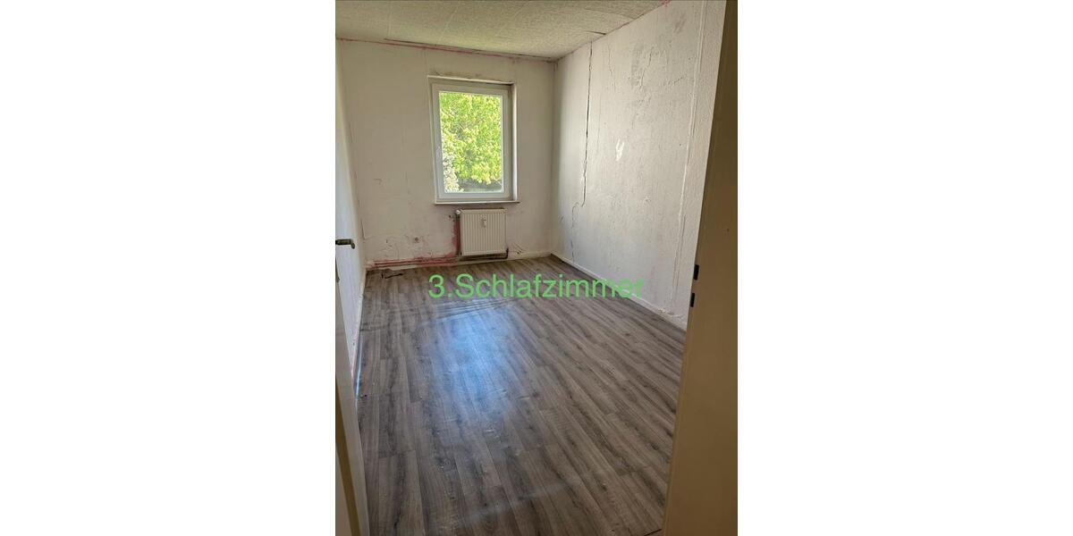 Etagenwohnung Wuppertal Gemarkung Langerfeld - 4 Zimmer, 65 m&sup2;, 799&euro; | Angebot:26396479