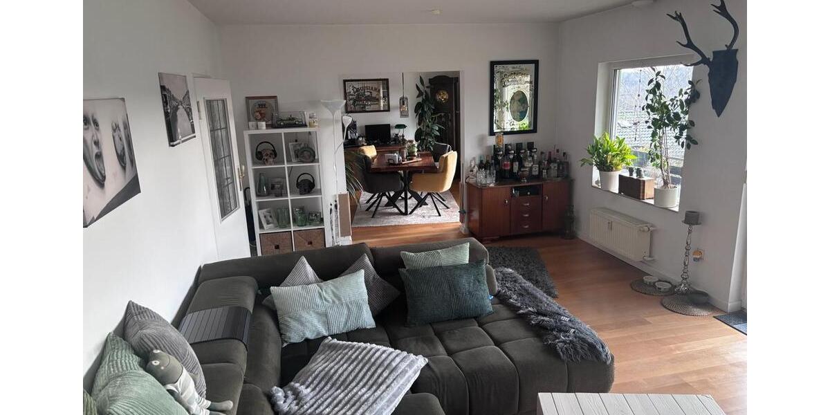 Etagenwohnung Hückeswagen - 2 Zimmer, 90 m&sup2;, 1.050&euro; | Angebot:25723682