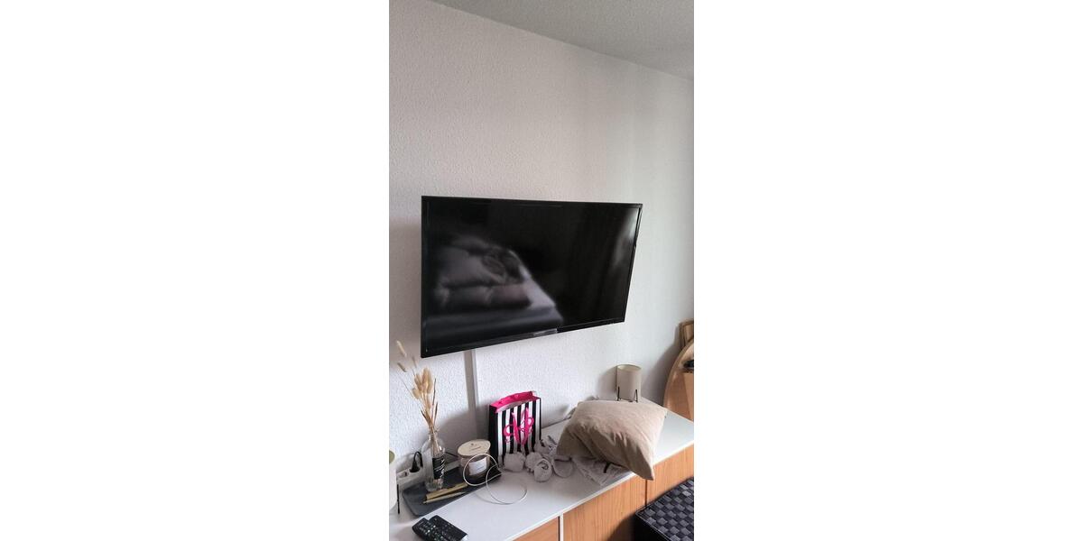 Dachgeschoßwohnung Düsseldorf Stadtbezirk 6 - 2 Zimmer, 65 m&sup2;, 1.350&euro; | Angebot:25995424
