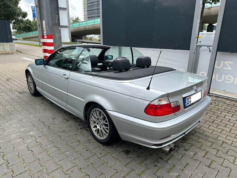 BMW 318 114.000 km 7.000 € Düsseldorf 40213