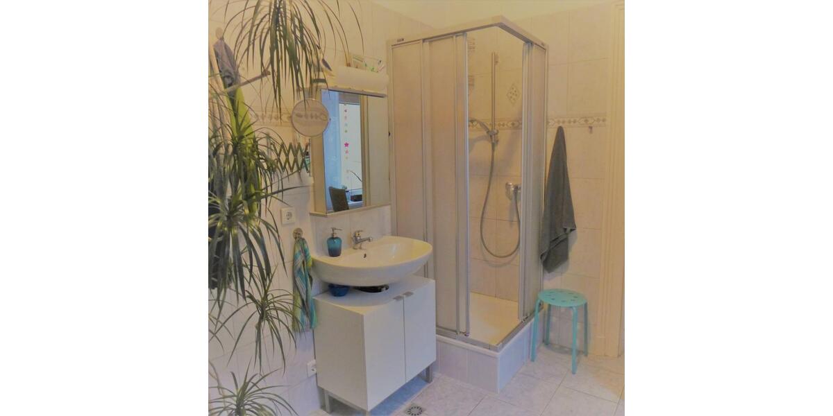 Erdgeschoßwohnung Solingen Aufderhöhe - 4 Zimmer, 85 m&sup2;, 900&euro; | Angebot:24416546