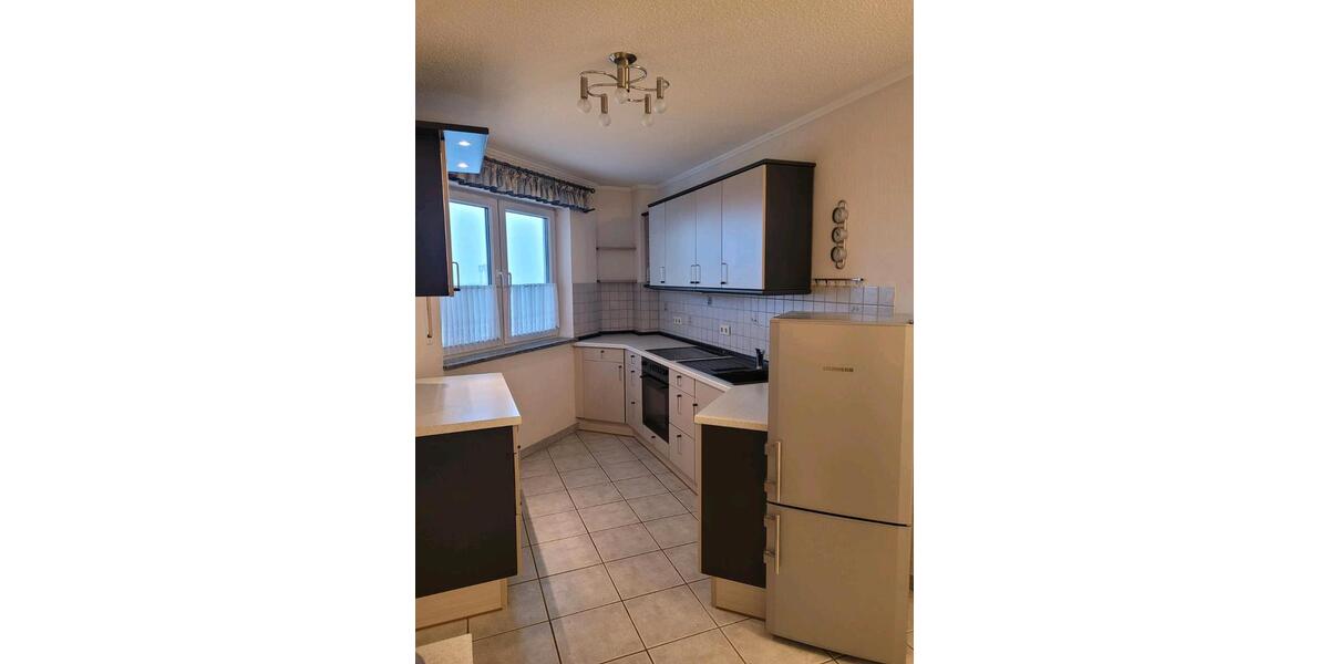 Helle, zentrale Eigentumswohnung mit Aufzug 2 zimmer