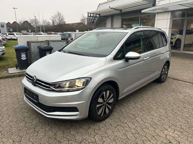 VW Touran 17.025 km 34.650 € Düsseldorf 40472
