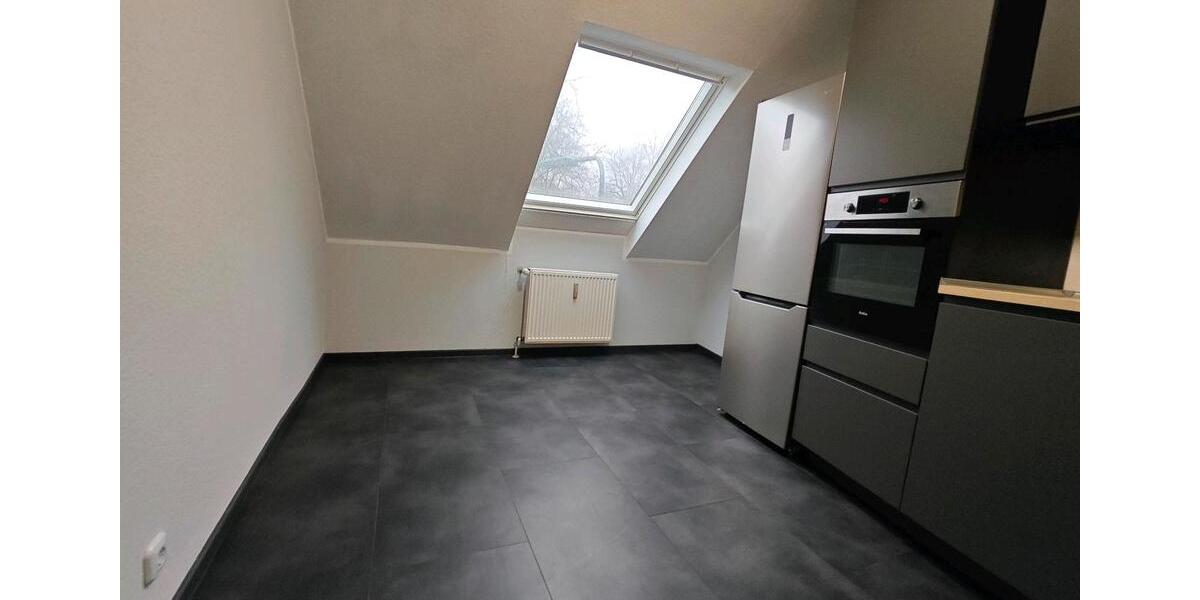 Renovierte 3 Zimmer Wohnung mit EBK 3 zimmer