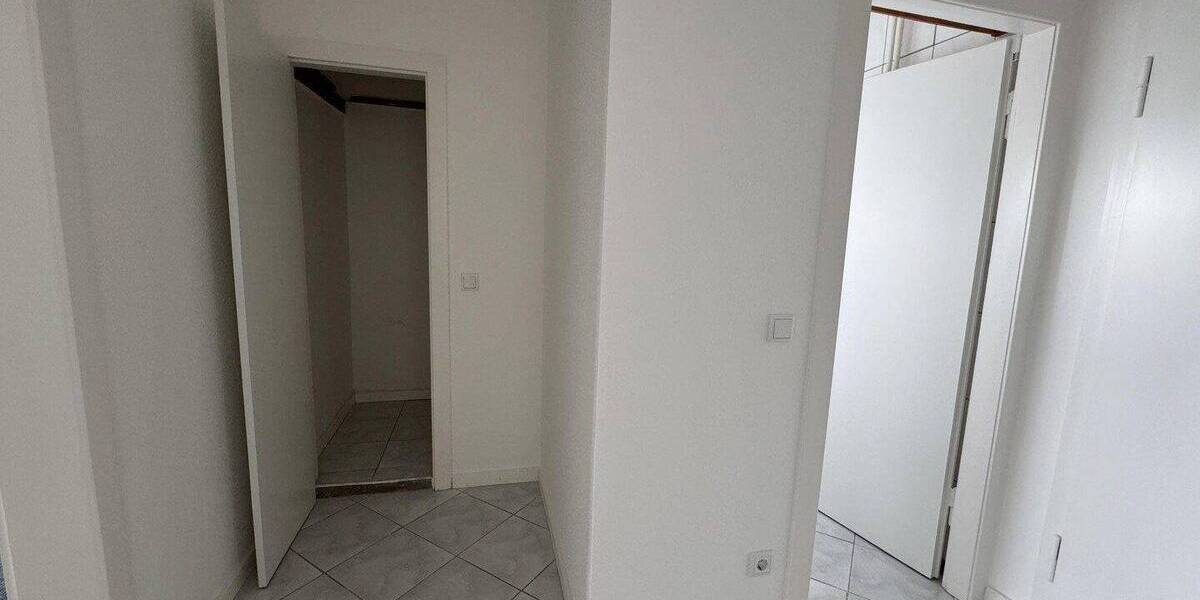 Etagenwohnung Mettmann - 2 Zimmer, 50 m&sup2;, 565&euro; | Angebot:26908853