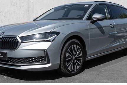 Skoda Superb 27.518 km 36.470 &euro; Düsseldorf 40474