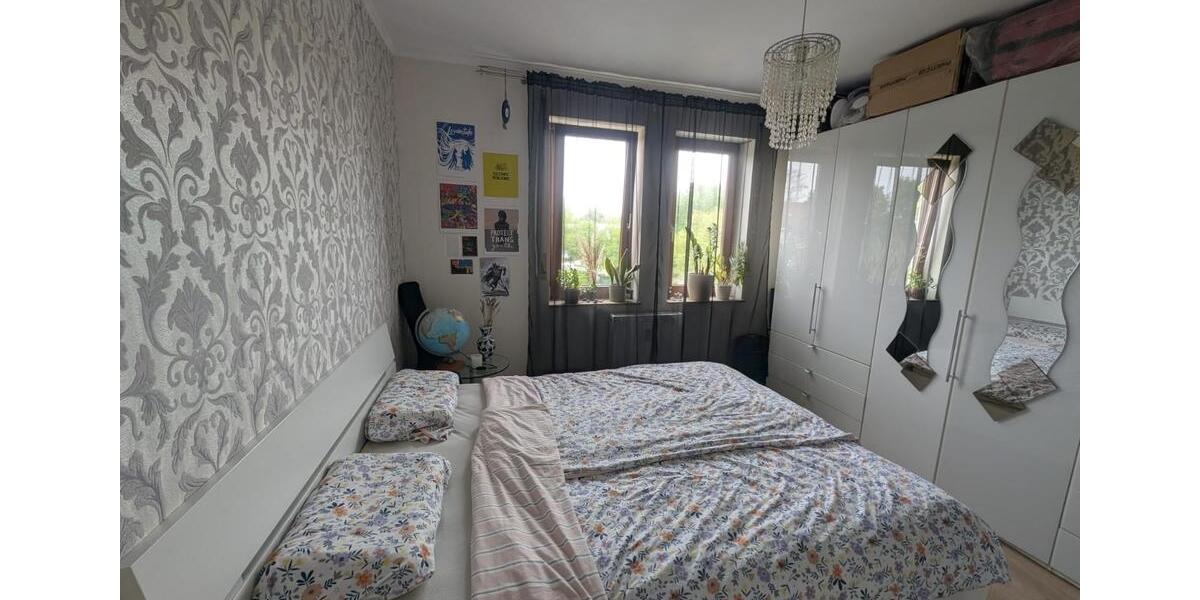 Etagenwohnung Düsseldorf Oberbilk - 2 Zimmer, 60 m&sup2;, 1.390&euro; | Angebot:26411570