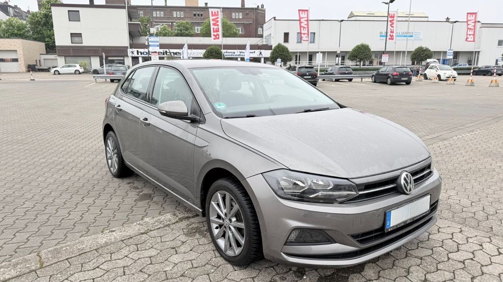 VW Polo 140.500 km 12.000 &euro; Düsseldorf 40229