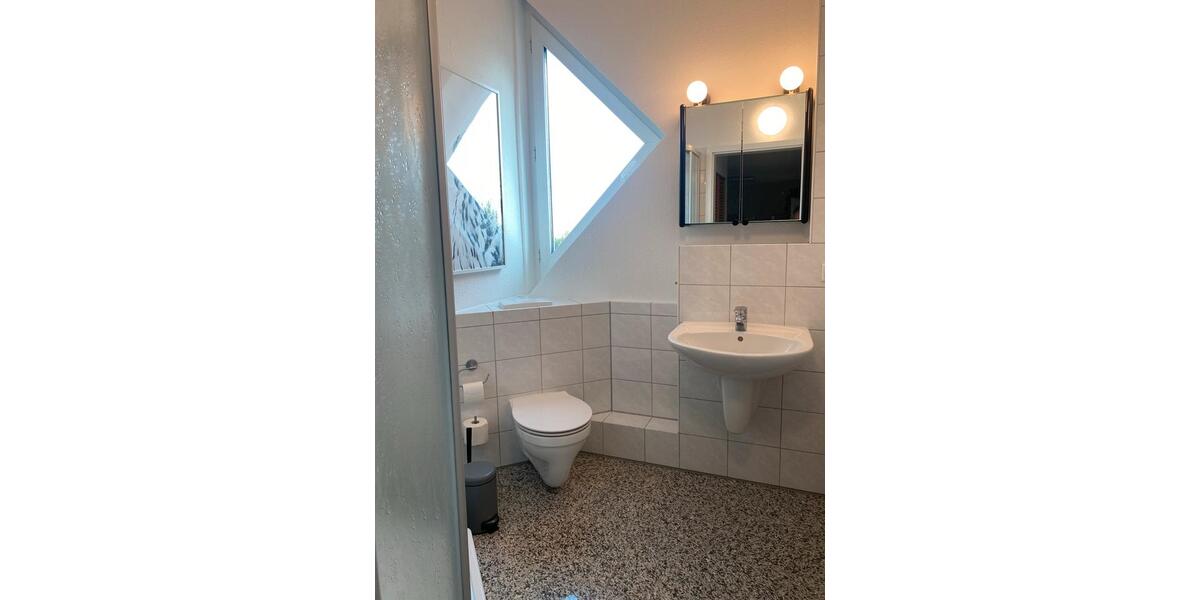 Einfamilienhaus Marienheide - 8 Zimmer, 206 m&sup2;, 660.000&euro; | Angebot:25841984