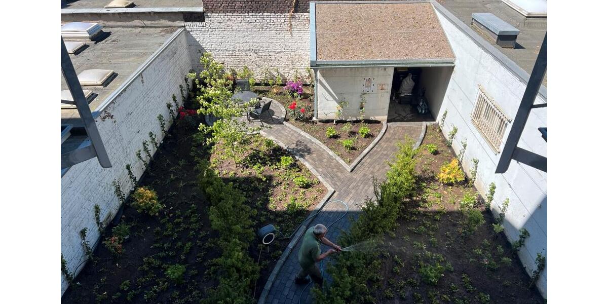 Dachgeschoßwohnung Düsseldorf Pempelfort - 1 Zimmer, 69 m&sup2;, 1.425&euro; | Angebot:25378670