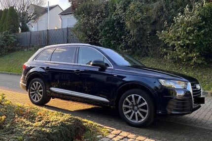 Audi Q7 138.000 km 26.700 &euro; Solingen 42659
