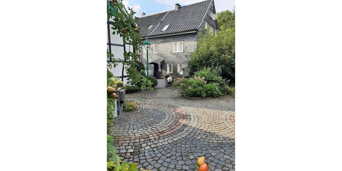 Denkmalgeschütztes Fachwerkhaus in ruhiger Hofschaft in Merscheid 4 zimmer