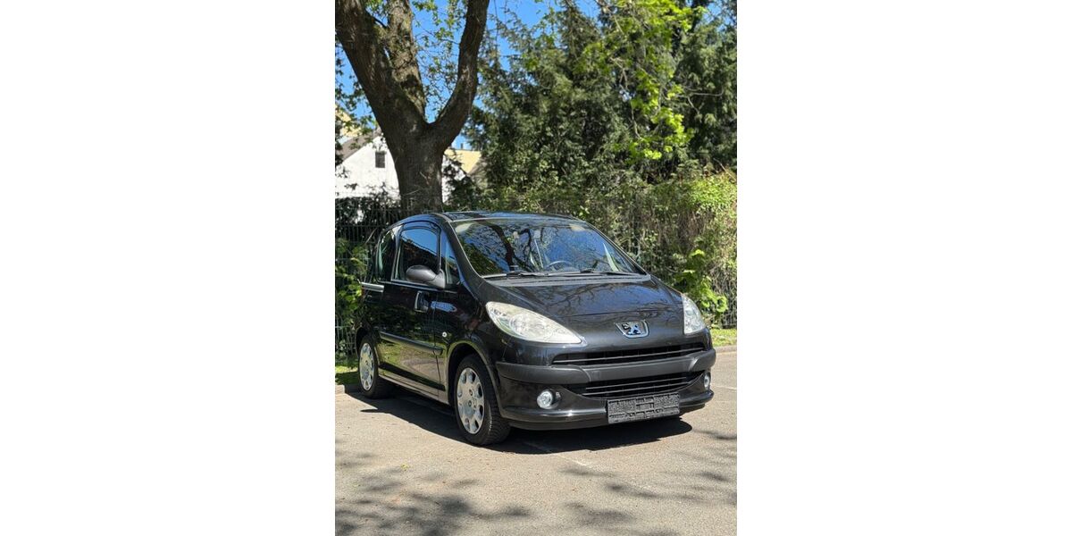 Peugeot 1007 45.000 km 3.600 &euro; Solingen 42651