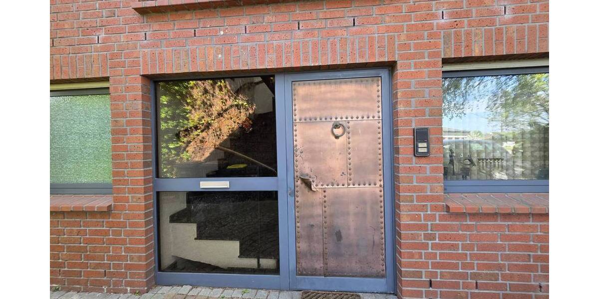 Zweifamilienhaus mit Einliegerwohnung in ruhiger Lage 6 zimmer