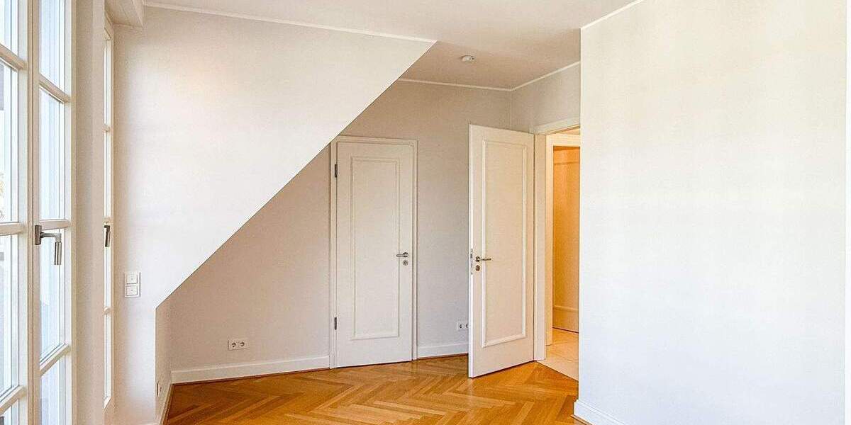 Luxuriöse 4-Zimmer-Maisonette im Zooviertel - Süd-Balkon, Einbauküche & zwei TG-Stellplätze 4 zimmer