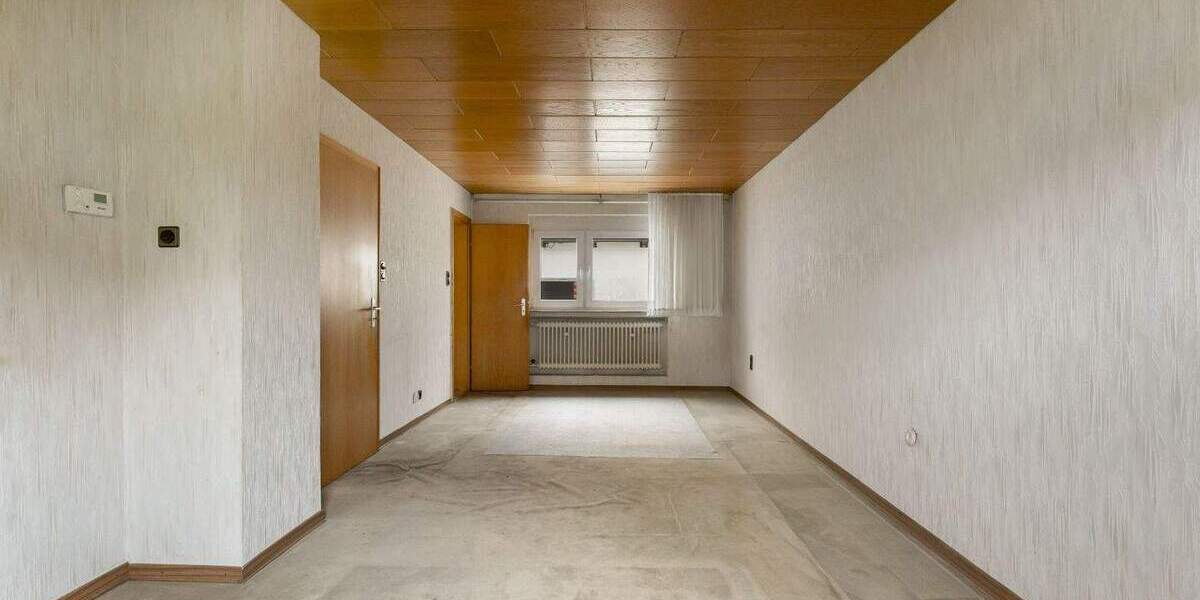 Doppelhaushälfte in Leverkusen Schlebusch zum Kernsanieren 2 zimmer